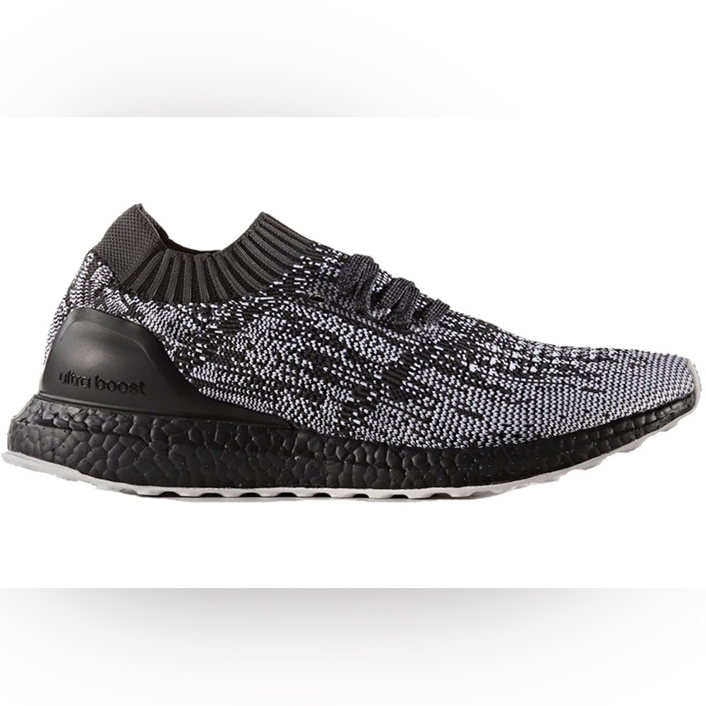 adidas Ultra Boost Uncaged oreo Black White men’s sneaker size 10